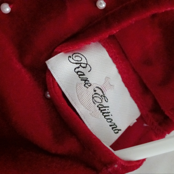 Rare Editions New Red Velvet dress. Beautiful. Size 18 months - Picture 6 of 9